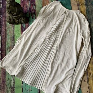 Lululemon making moves long sleeve